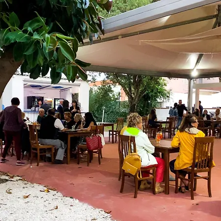 酒店 Valentina Park 2*