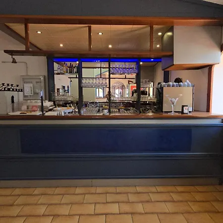 מלון Valentina Park 2*