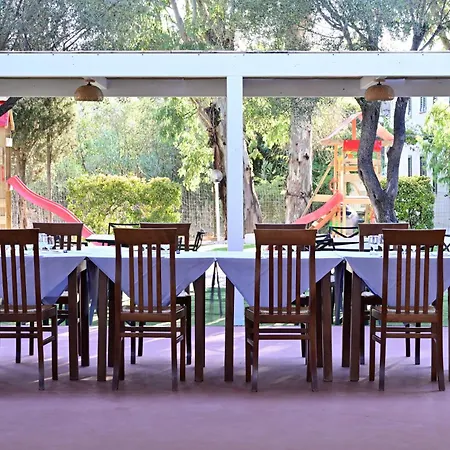 Valentina Park 2* פוסאדה