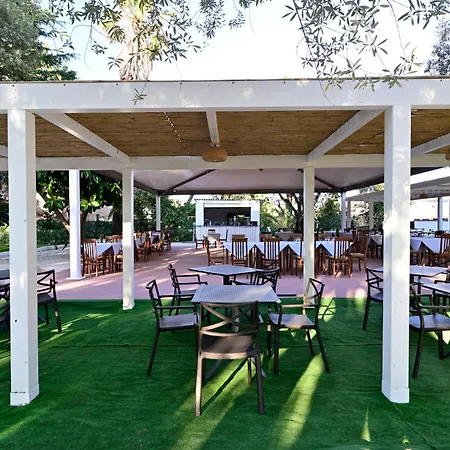 מלון Valentina Park 2*